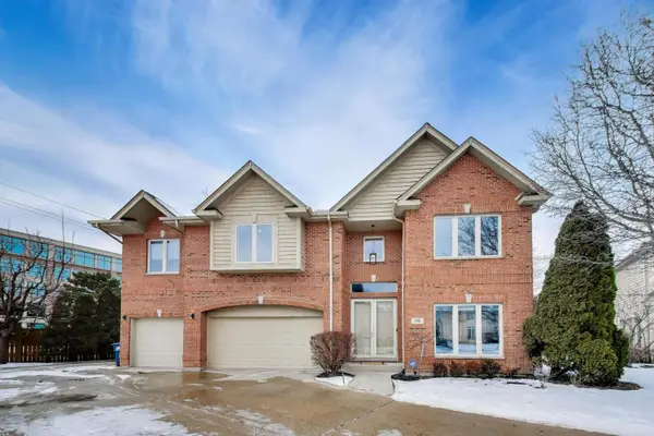 70 Spencer Court, Deerfield, IL 60015