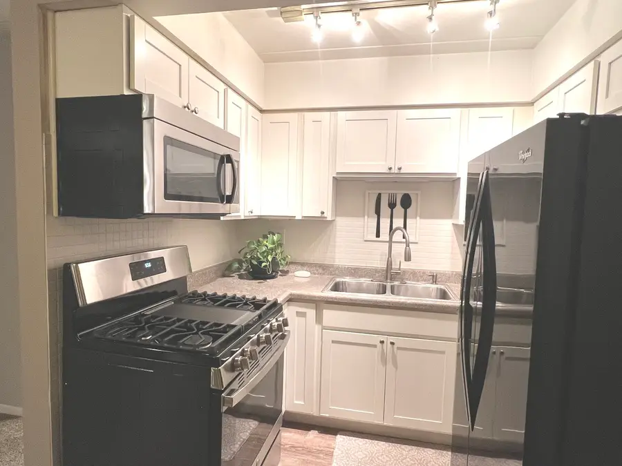 1040 Hirsch Boulevard #101, Calumet City, IL 60409 - #3