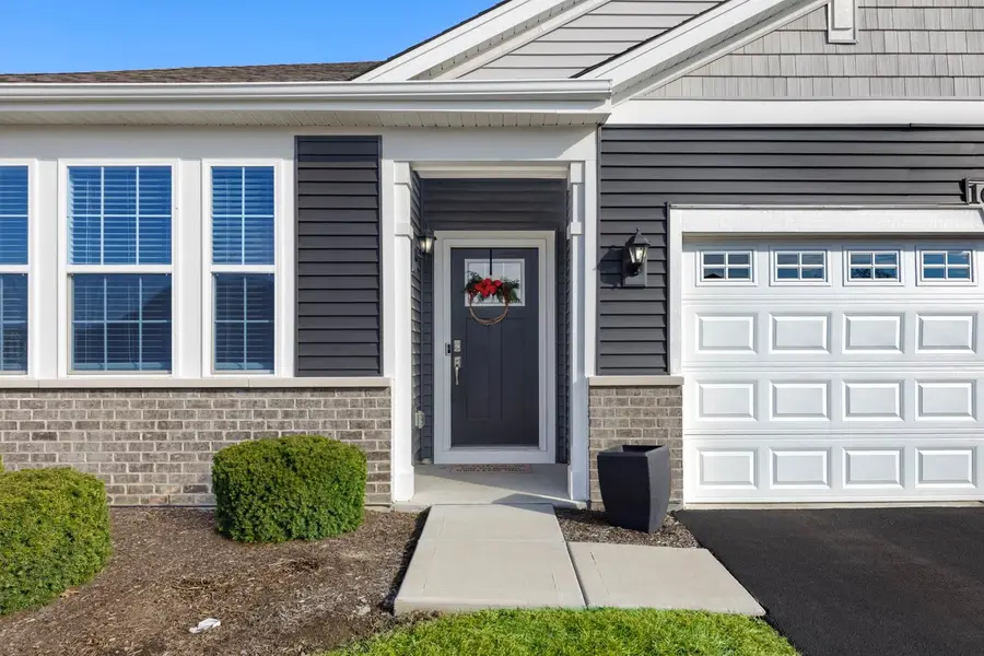 1013 Fitzwilliam Way, North Aurora, IL 60542 - #2