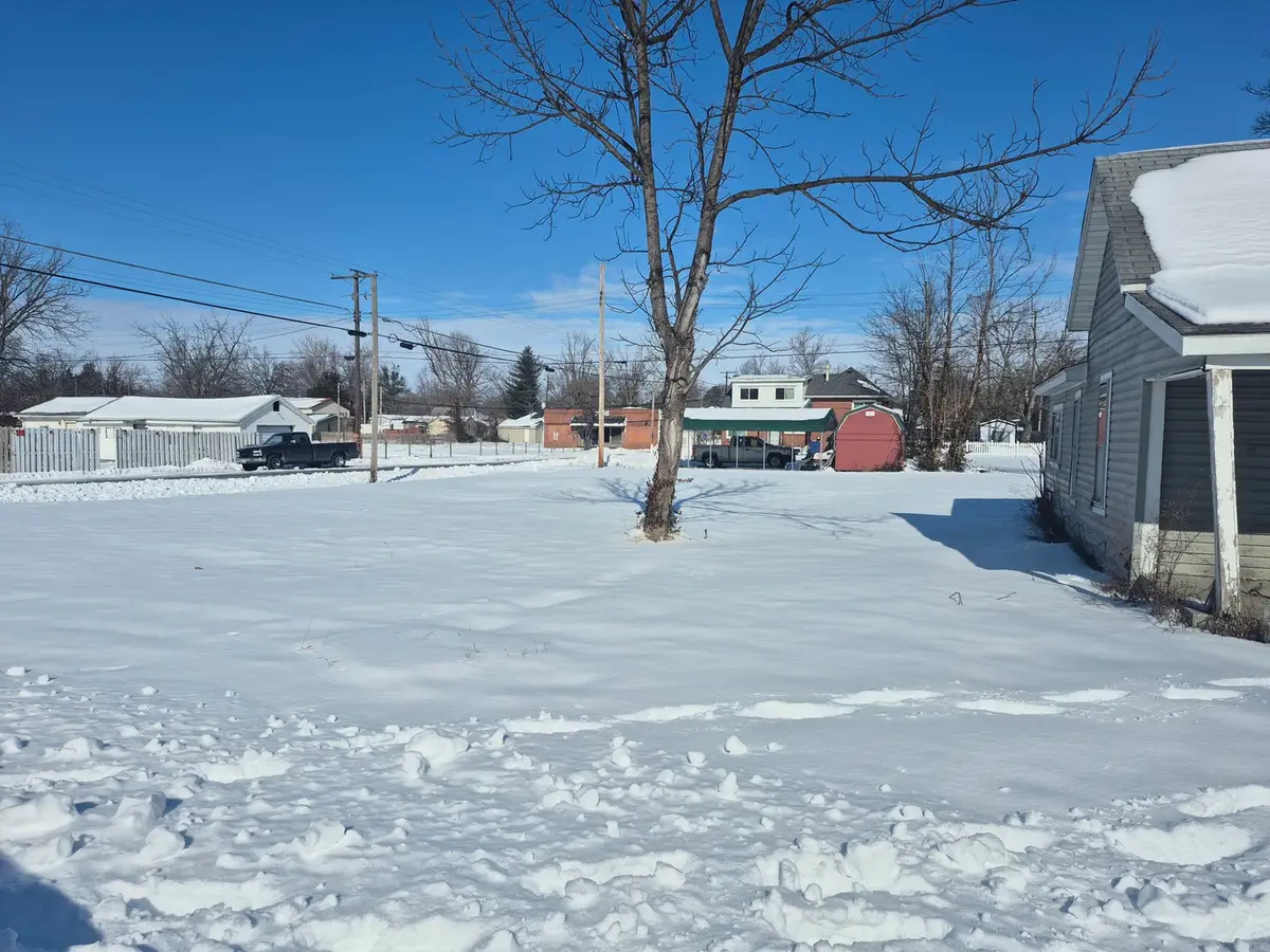 828 Elder Street, Eldorado, IL 62930 - Image #1