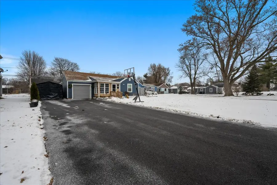 207 Second Street, Elgin, IL 60123 - #2