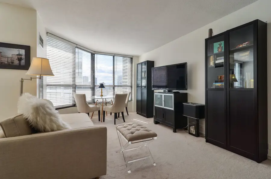 Address Withheld By Seller, Chicago, IL 60611 - Image #3