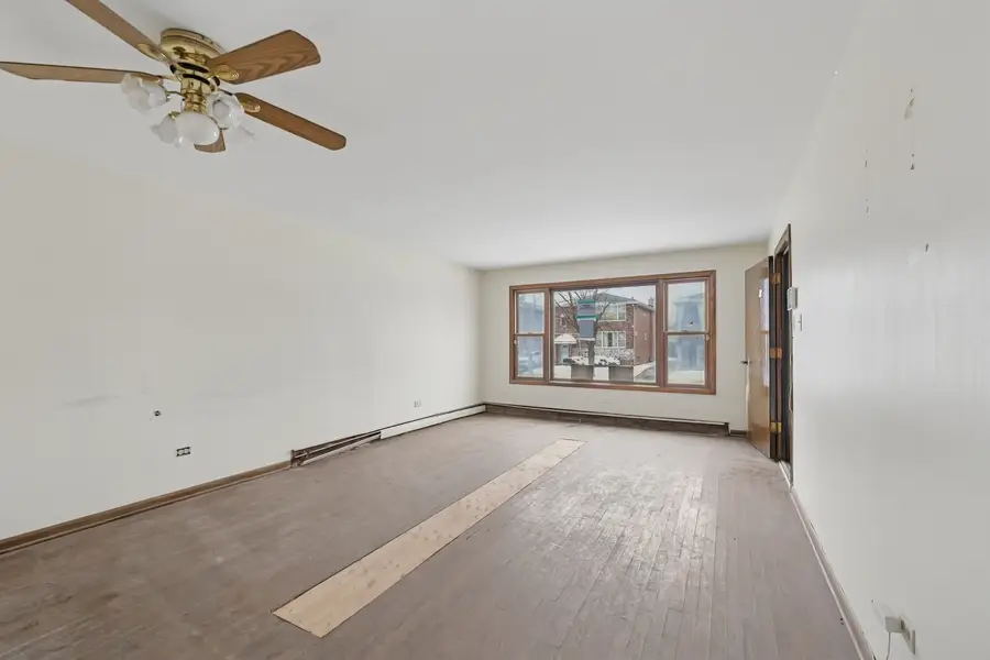 387 Madison Avenue, Calumet City, IL 60409 - #2