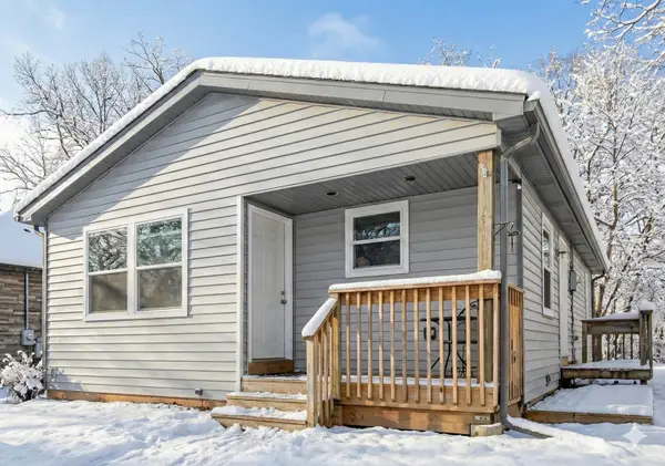 35330 N Nielsen Drive, Round Lake Beach, IL 60073