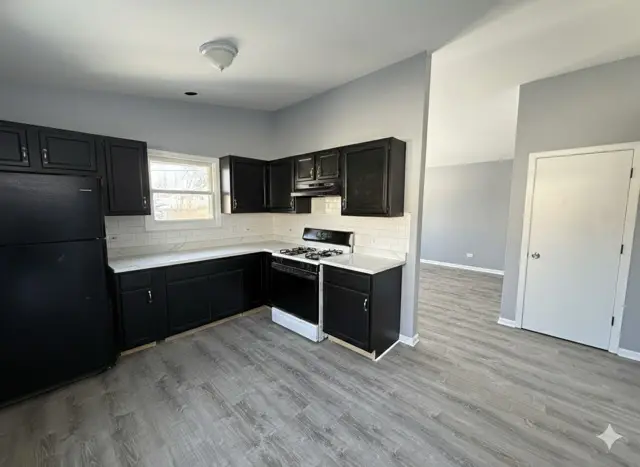 35330 N Nielsen Drive, Round Lake Beach, IL 60073 - Image #2