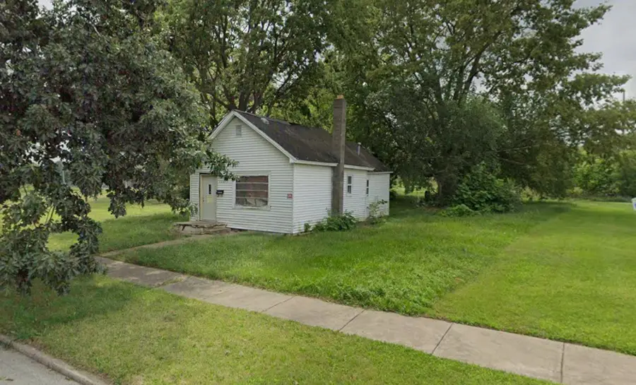 1237 N Calhoun Street, Decatur, IL 62521 - #2