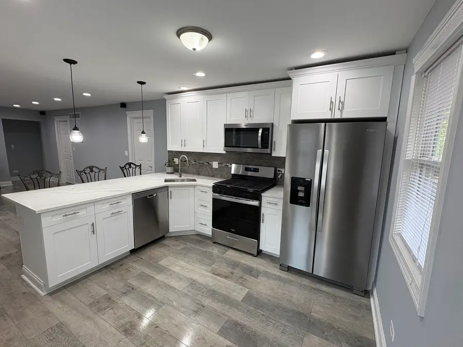 5517 Essex Road, Lisle, IL 60532 - Image #3