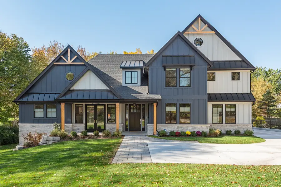 324 N Charlotte Street, Lombard, IL 60148 - Image #2