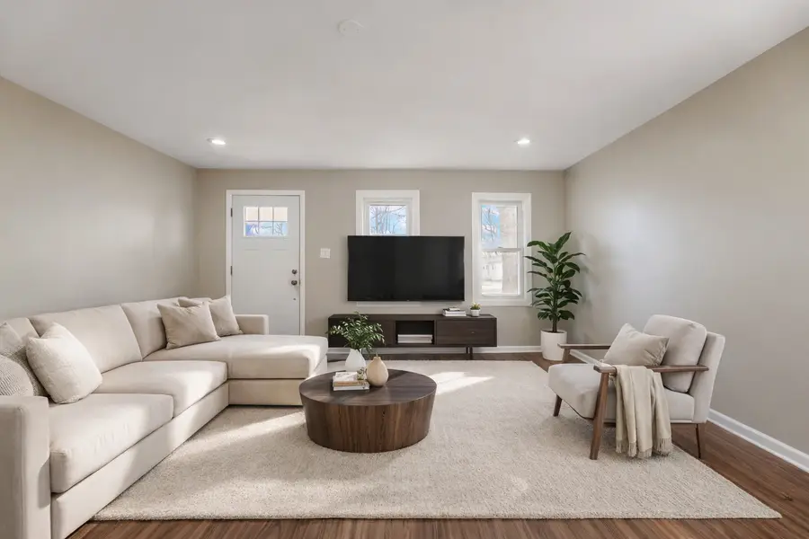 38 N Rebecca Street, Glenwood, IL 60425 - #2