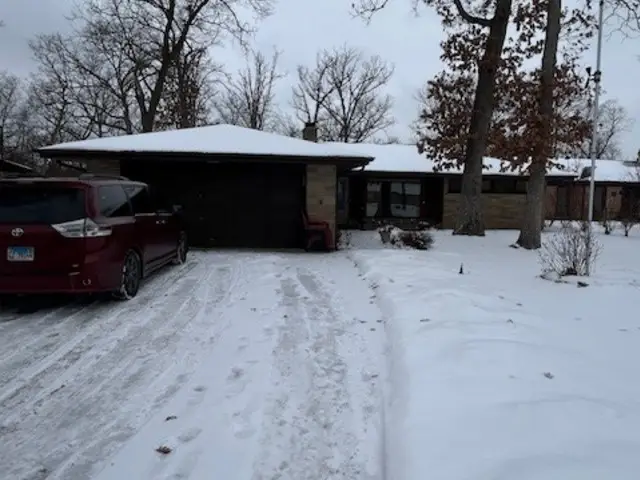 2824 W Bonnie Brook Lane, Waukegan, IL 60087 - Image #1