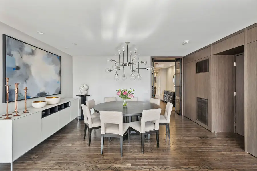 Address Withheld By Seller, Chicago, IL 60611 - #3