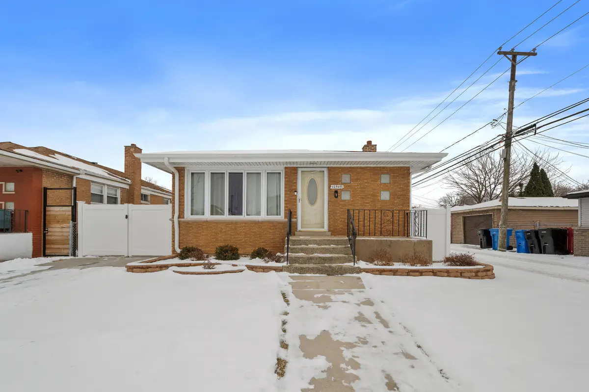 12943 S Manistee Avenue, Chicago, IL 60633 - Image #1
