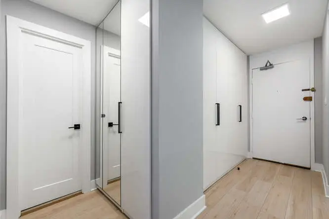 Address Withheld By Seller, Chicago, IL 60610 - Image #3