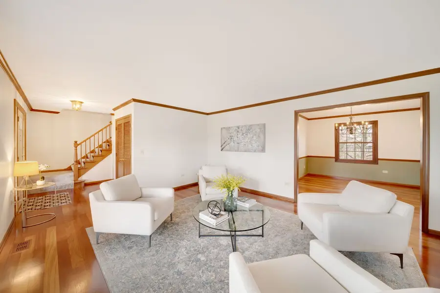 1530 E Fleming Drive S, Arlington Heights, IL 60004 - #2