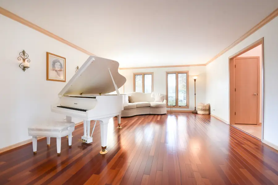 307 Anne Court, Prospect Heights, IL 60070 - #3