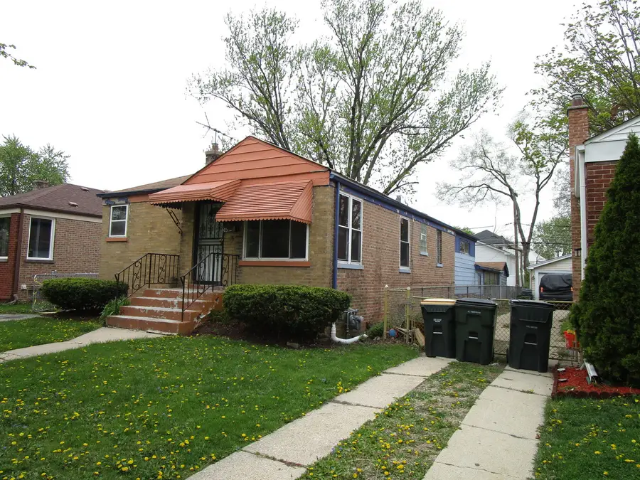240 Linden Avenue, Bellwood, IL 60104 - #2