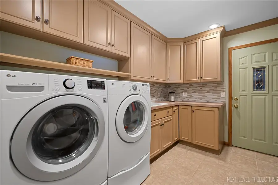 Address Withheld By Seller, Geneva, IL 60134 - #3