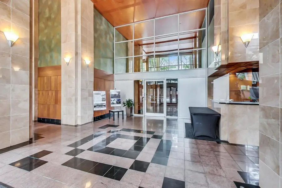 1122 N Clark Street #3705, Chicago, IL 60610 - #2