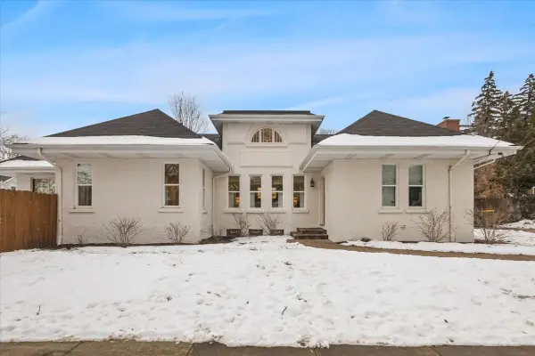 925 Elm Street, Winnetka, IL 60093