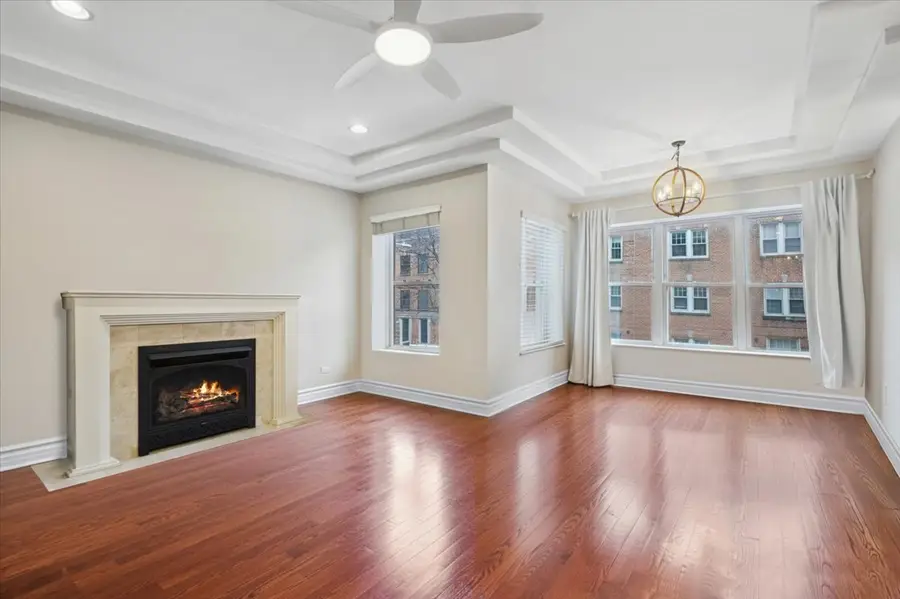 840 E 52nd Street #1E, Chicago, IL 60615 - #3