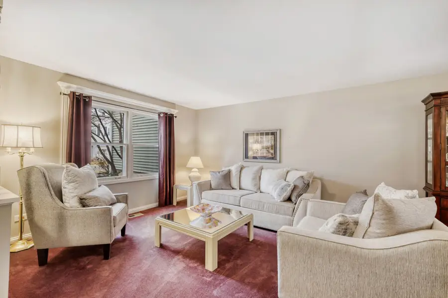 367 Thorncliffe Drive, Glendale Heights, IL 60139 - #2