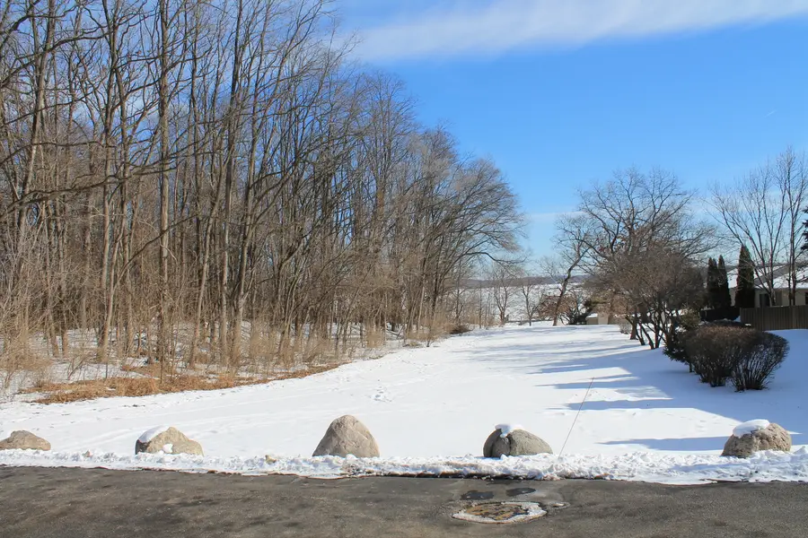 69 White Oaks Road #69, Fox Lake, IL 60020 - Image #3