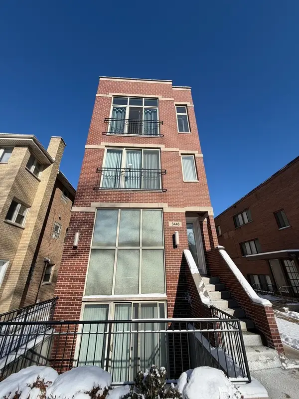 3446 W Bryn Mawr Avenue #3, Chicago, IL 60659