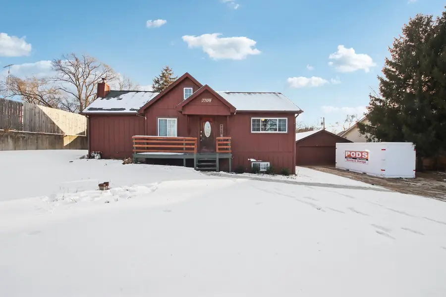 7709 E Sunset Drive, Wonder Lake, IL 60097 - Image #2