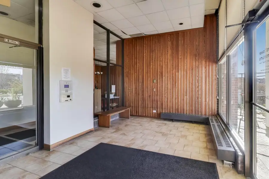 33 N Main Street #3C, Lombard, IL 60148 - #3