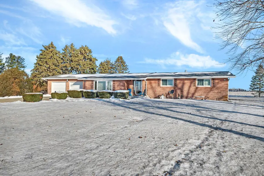 1681 N 33rd Road, Ottawa, IL 61350 - #2