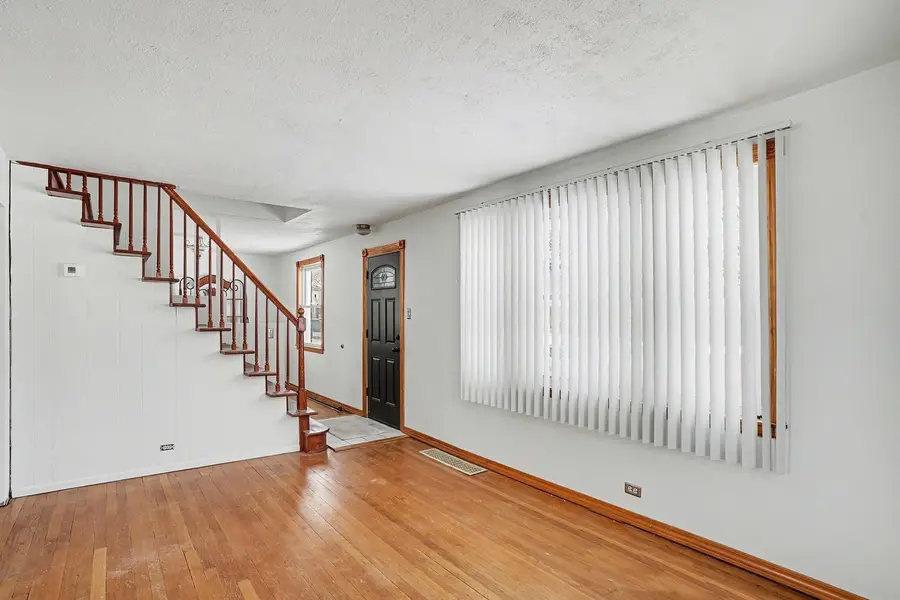 18009 Commercial Avenue, Lansing, IL 60438 - #2