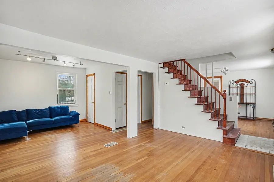 18009 Commercial Avenue, Lansing, IL 60438 - #3