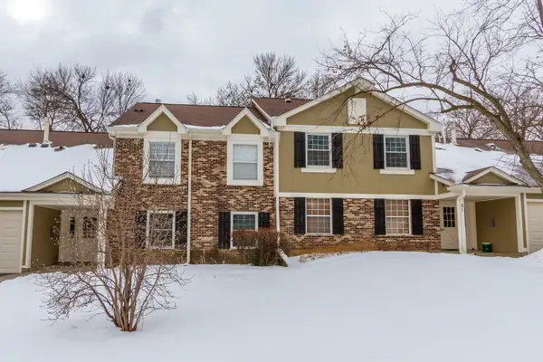 25 Superior Court #L2, Schaumburg, IL 60193