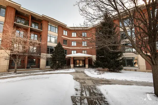 855 E 22nd Street #413, Lombard, IL 60148