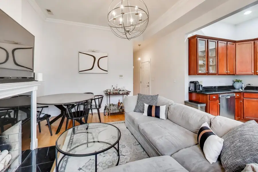 448 W Armitage Avenue #2, Chicago, IL 60614 - #3