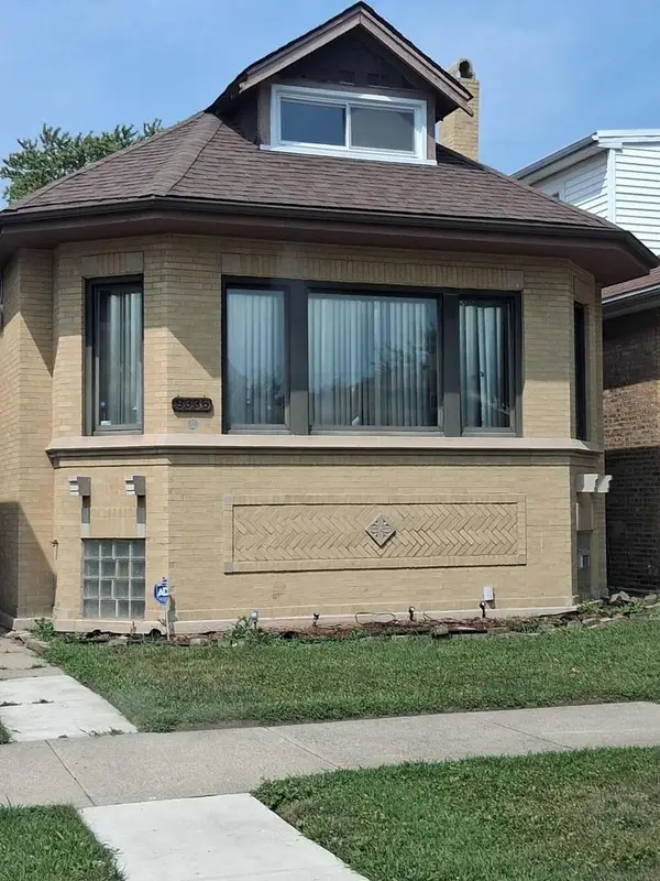 Address Withheld By Seller, Chicago, IL 60617