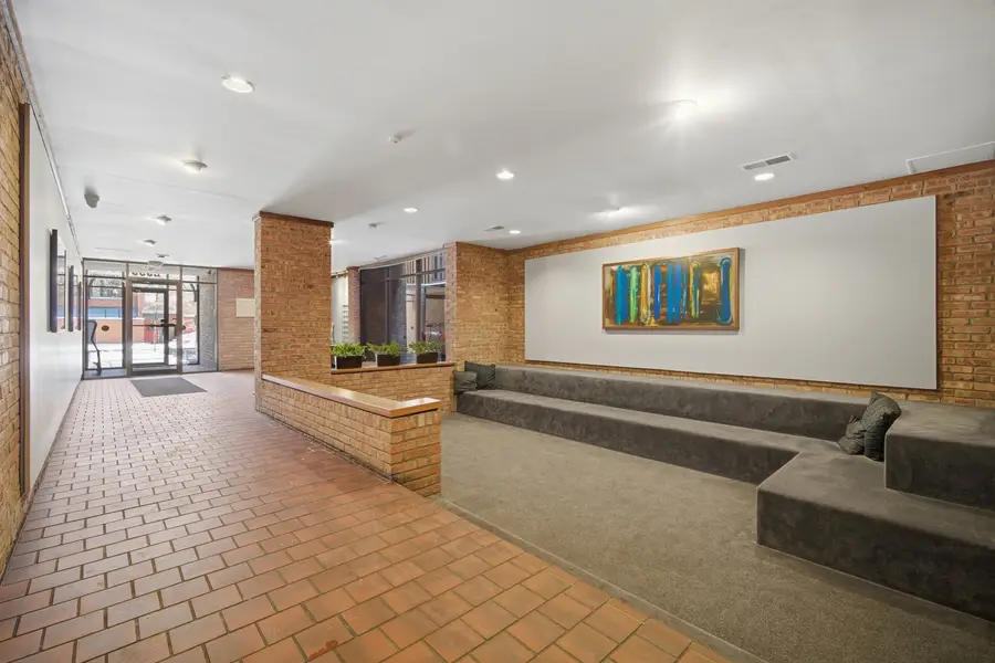 2333 N Geneva Terrace #4A, Chicago, IL 60614 - Image #2