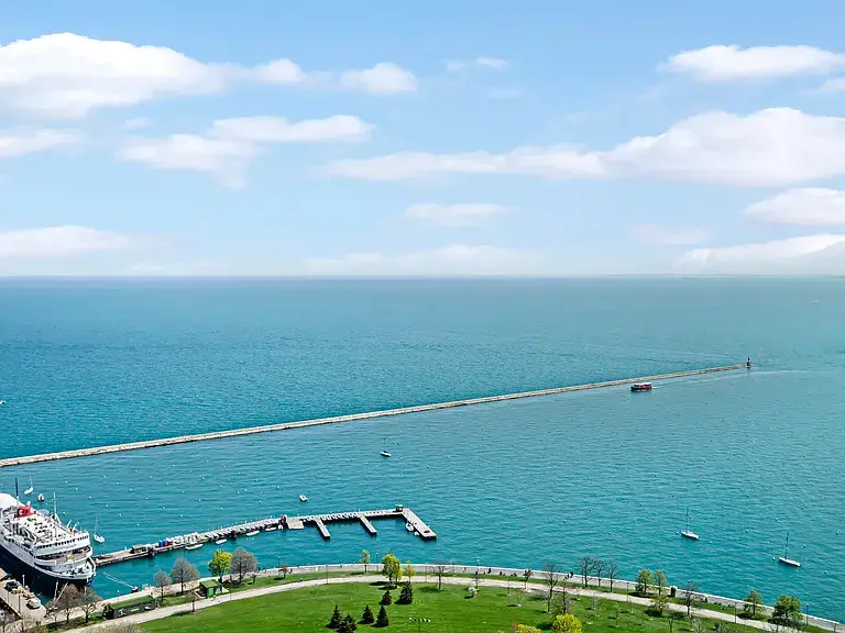 Address Withheld By Seller, Chicago, IL 60601 - Image #2