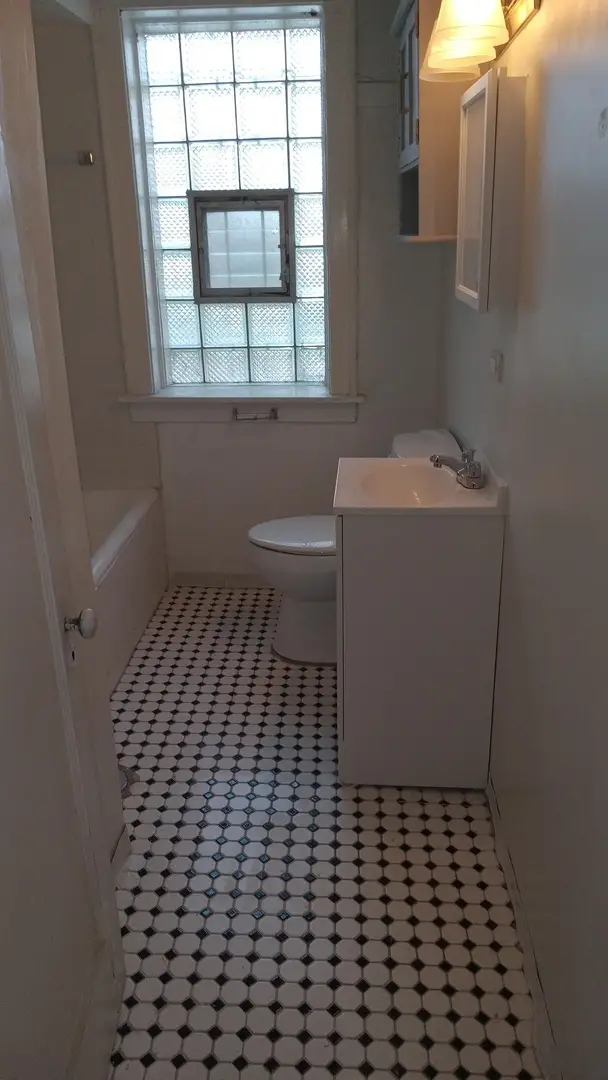 2334 E 68th Street #B, Chicago, IL 60649 - #3