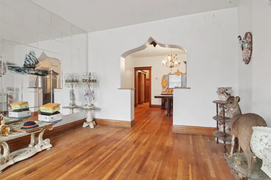 2228 W Augusta Boulevard, Chicago, IL 60622 - #3