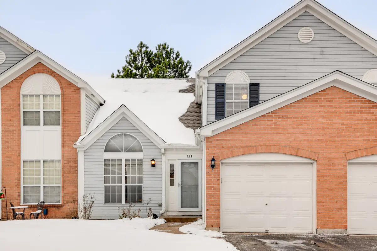 134 Heritage Court, Gurnee, IL 60031 - Image #1