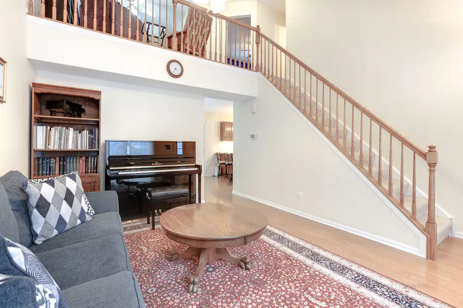 134 Heritage Court, Gurnee, IL 60031 - Image #3