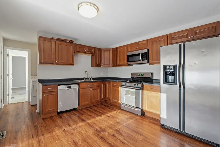 424 Kenyon Avenue, Romeoville, IL 60446 - #2