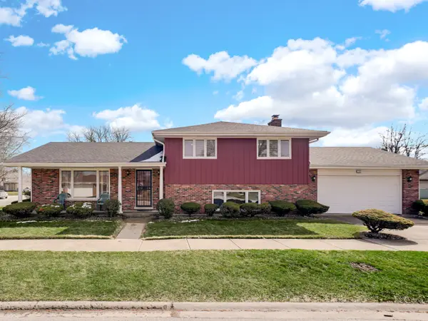 1103 E 166th Place, South Holland, IL 60473