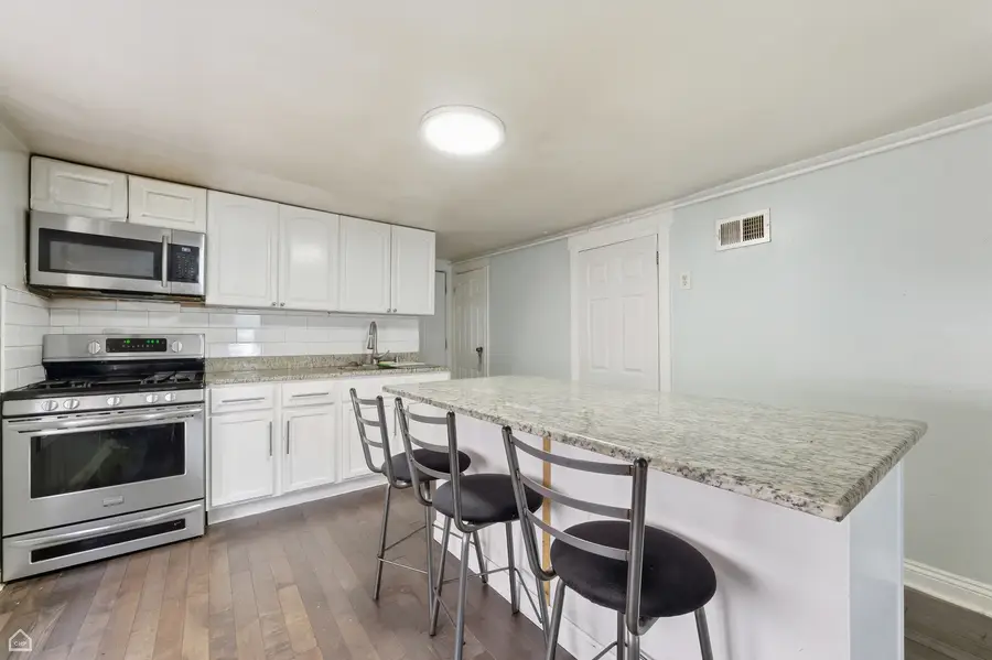 4026 N Kimball Avenue, Chicago, IL 60618 - #3