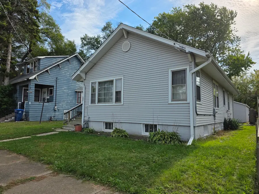 803 Broadway Avenue, North Chicago, IL 60064 - #2