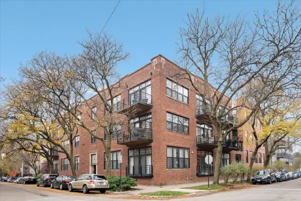1670 N Claremont Avenue #209, Chicago, IL 60647