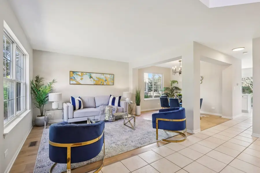 2060 Lyndhurst Lane, Aurora, IL 60503 - #3