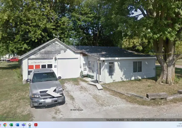301 S 14 Street, Keithsburg, IL 61442