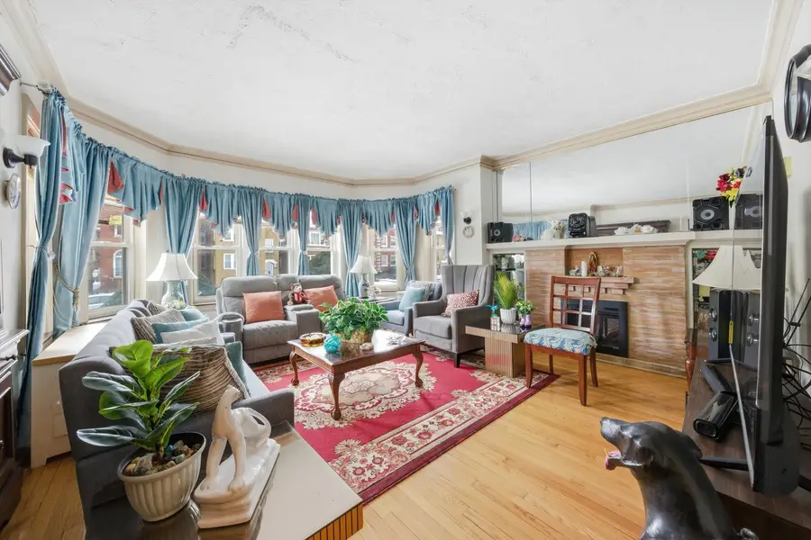 8019 S Rhodes Avenue, Chicago, IL 60619 - Image #2